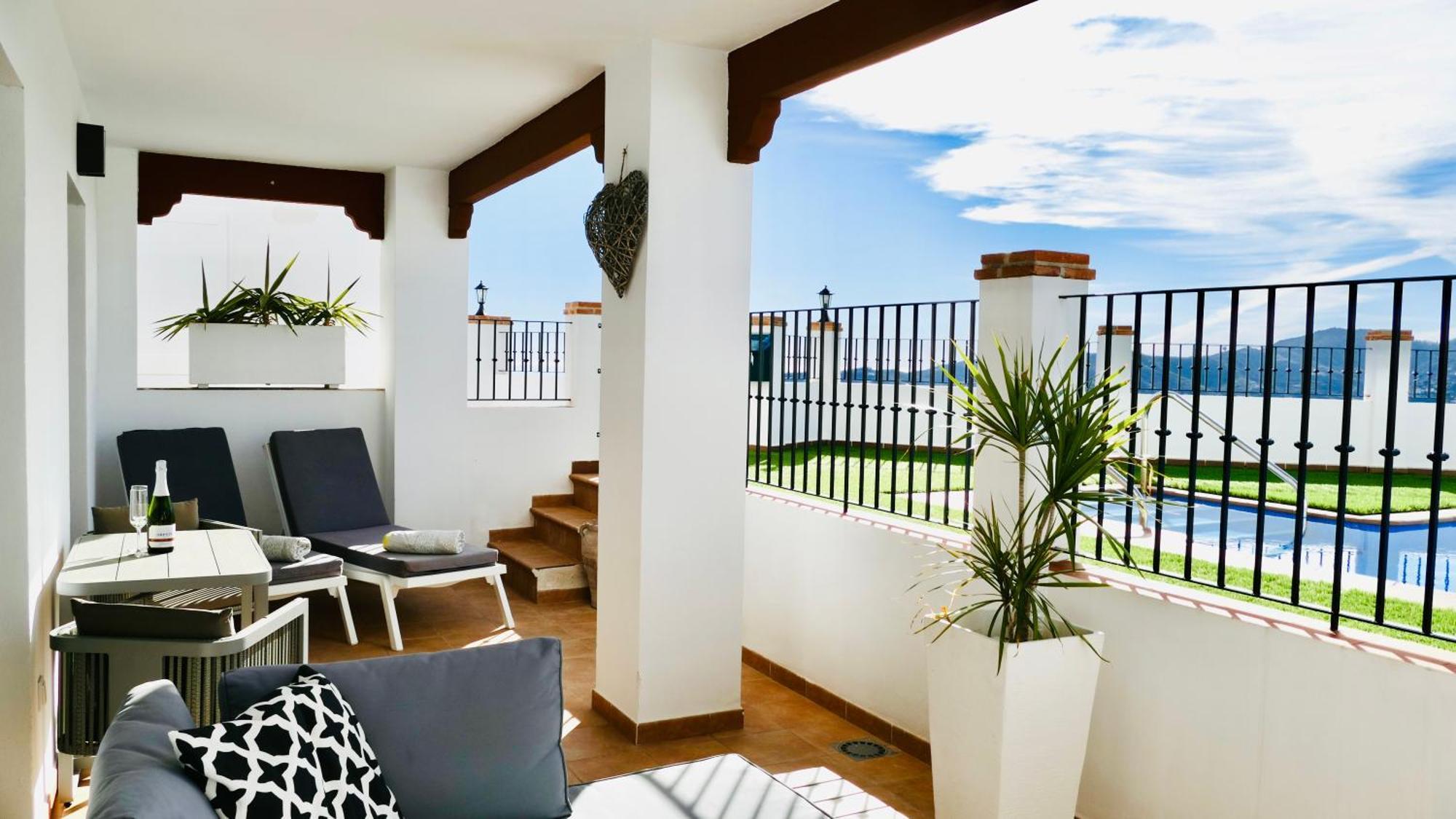 Casita Frigiliana - Stunning New Apartment With Views With Private Parking Space Exterior photo